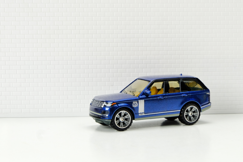 Illustration for article titled Hood Rich: Matchbox 50th Anniversary Superfast Honda S2000 (and Range Rover LWB)
